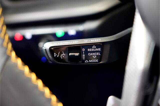 Porsche 911 3.0 Carrera 4 GTS 353kW/480pk Aut8 AERO PAKKET + INNODRIVE + PANODAK + SPORT CHRONO + LIFT + BURMESTER + 18-WEG STOELEN + PDLS+ + ACHTERASBESTURING + STOELVERWARMING&-VENTILATIE + STUURVERWARMING + 360 CAMERA + HOMELINK + PARKSENSOREN + 20" LM-VELGEN!