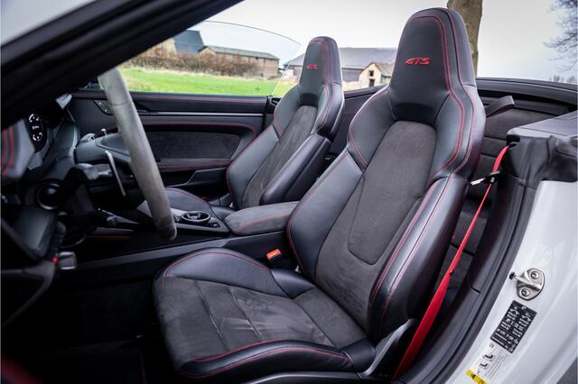 Porsche 911 Cabrio 3.0 Carrera GTS Carbon Sport Design Bose