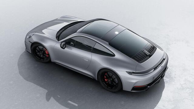 Porsche 911 Carrera 4 GTS