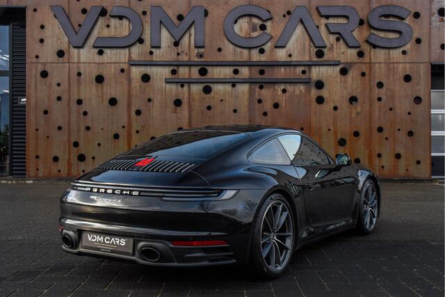 Porsche 911 3.0 Carrera 4S | Carbon | Memory | Surround View | PDLS+ | Sportuitlaat | Stoelventilatie | Sport Chrono | CarPlay |