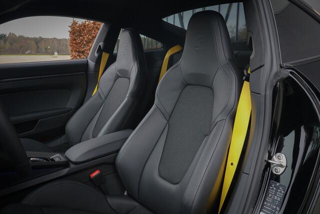Porsche 911 4.0 GT3 Touring | 992.2 FACELIFT | LIFT | CARBON DAK | ACHTERASBESTURING | YELLOW DETAILS | BOSE AUDIO | CRHONO PACKAGE | STOELVERWARMING | ACHTERUITRIJCAMERA | SUÉDE DETAILS |