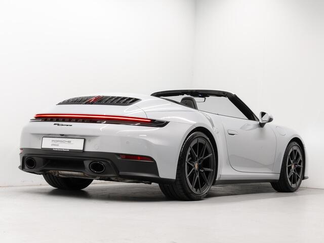 Porsche 911 Carrera Cabriolet