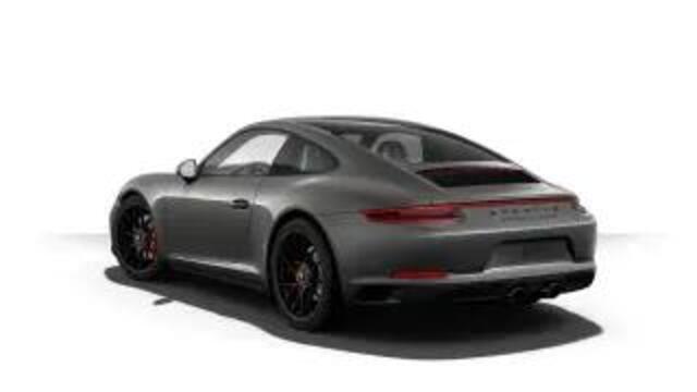 Porsche 911 Carrera 4 GTS