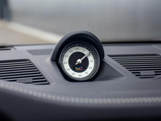 Porsche 911 3.0 Carrera S l Matt Wrap l LED l Camera l Vossen Wheels l Chrono l