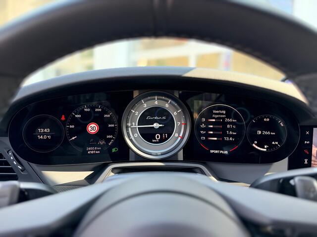 Porsche 911 Cabrio 3.8 Turbo S Keramisch/ Lift/ Sport Chrono+/ BTW