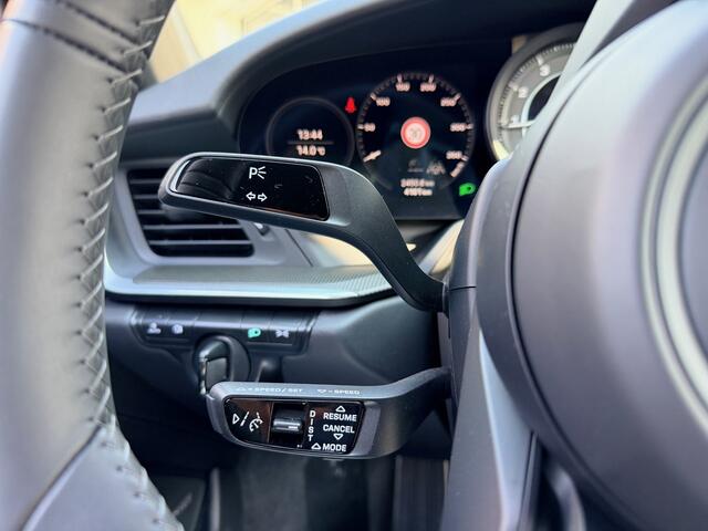 Porsche 911 Cabrio 3.8 Turbo S Keramisch/ Lift/ Sport Chrono+/ BTW