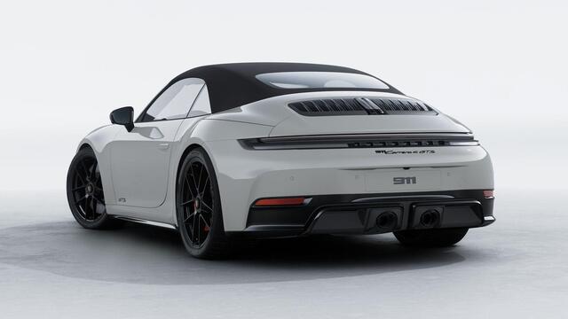 Porsche 911 Carrera 4 GTS Cabriolet
