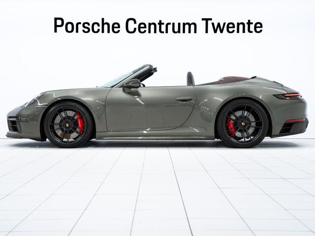 Porsche 911 Carrera 4 GTS Cabriolet