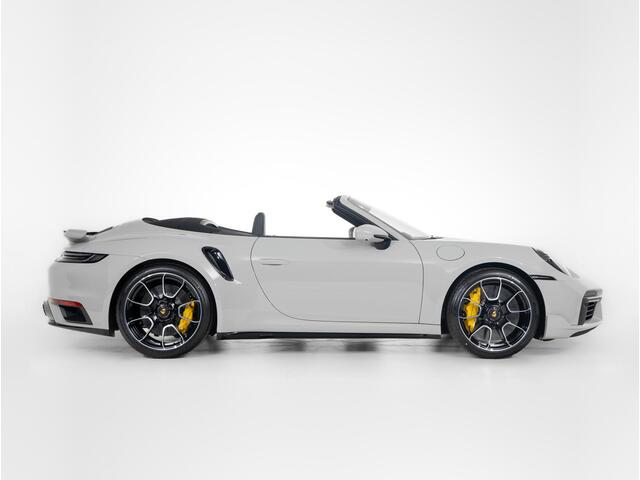 Porsche 911 Turbo S Cabriolet