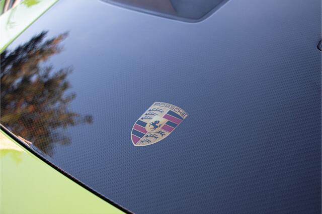 Porsche 911 4.0 GT3 RS | Weissach | PTS | Keramische PCCB | Lift | Exclusive Manufaktur ¤16.539 PTS | Sport Chrono | PDLS+ Black | 525PK | Alcantara | Carbon | 19/20" | Exclusive Design Achterlichten | 992 | GT3RS | Clubsport pakket | Camera | Sfeerverlichting | Appl