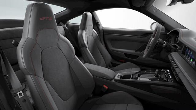 Porsche 911 Carrera 4 GTS