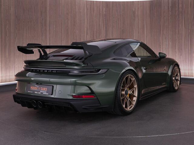 Porsche 911 GT3 992 |dealer onderhouden|Oakgreen metallic|neodyme wielen|keramisch|Bose|lift|sportuitlaat|sport chrono|18-voudig|carbon interieur|matrix LED|