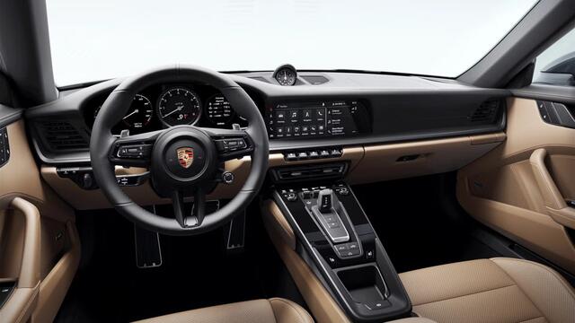 Porsche 911 Carrera 4 GTS Cabriolet