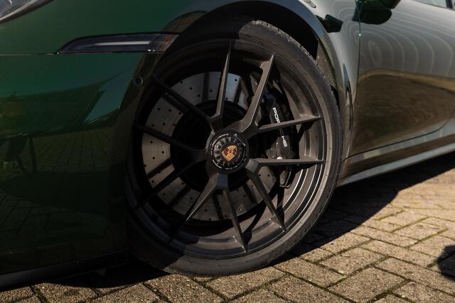 Porsche 911 Targa 4 GTS | Lift | Sportuit | 360 Cam | Sport Chrono