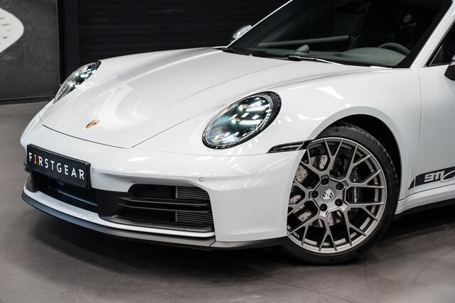 Porsche 911 3.0 Carrera T *FACELIFT / BOSE / Schuifdak / Sportuitlaat / Vierwiel-besturing / Achterlicht Exclusiv / Interieur-pakket: Carrera T*