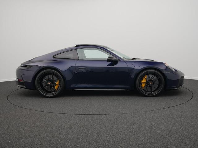 Porsche 911 Carrera GTS - Paint to Sample