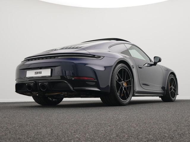 Porsche 911 Carrera GTS - Paint to Sample