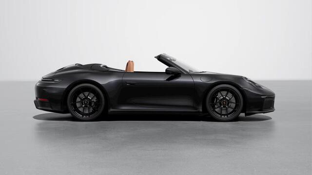 Porsche 911 Carrera GTS Cabriolet