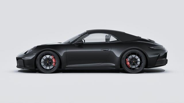 Porsche 911 Carrera 4 GTS Cabriolet