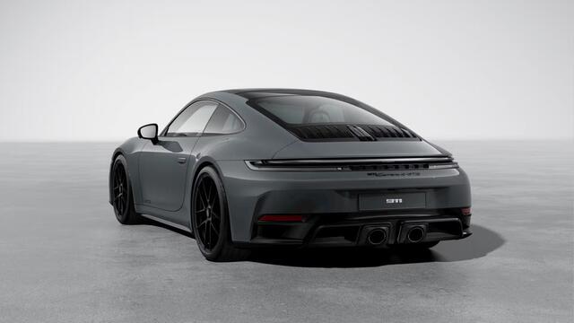 Porsche 911 Carrera 4 GTS