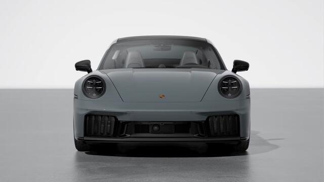 Porsche 911 Carrera 4 GTS