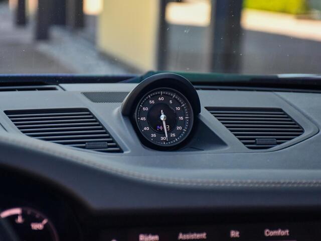 Porsche 911 Cabrio 3.0 Carrera S |Front lift | Achteras sturing | Matrix LED | BOSE Sound | Stoelverwarming + Koeling | Sport Chrono |