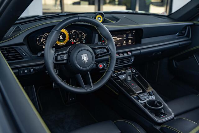 Porsche 911 Cabrio 3.6 Turbo S - Origineel NL | Sport Chrono + | Burmester | Lift | Stoelkoeling