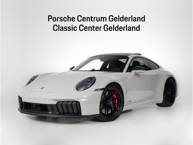 Porsche 911 Carrera 4 GTS