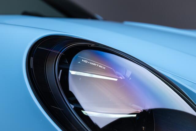 Porsche 911 Targa Carrera 4S PTS l Gulfblau