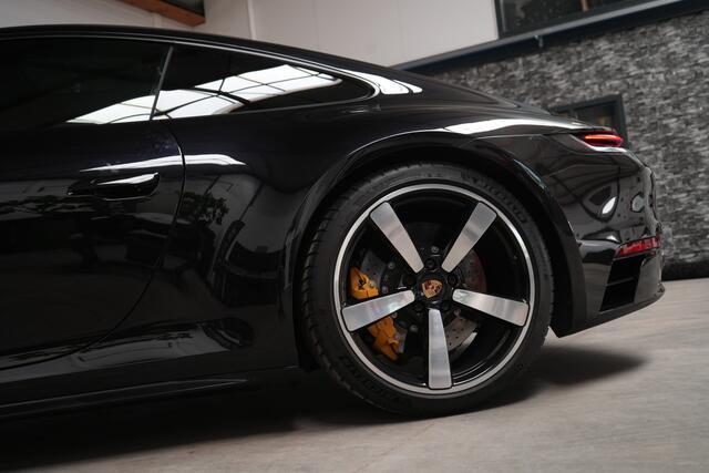 Porsche 911 3.0 Carrera 4S | Sport Chrono | Keramisch | Sportuitlaat | Lift | Achterasbesturing | Sport Design | Nachtzicht | ACC | PPF