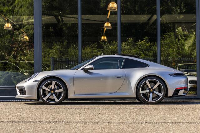 Porsche 911 3.0 Carrera 4 S