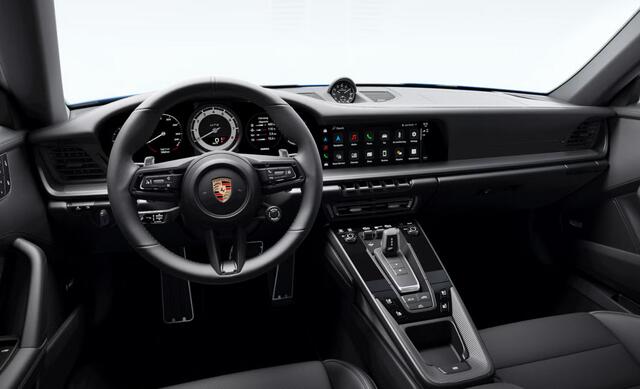 Porsche 911 Carrera 4 GTS Cabriolet