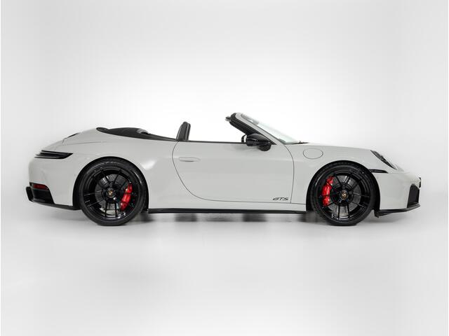 Porsche 911 Carrera 4 GTS Cabriolet