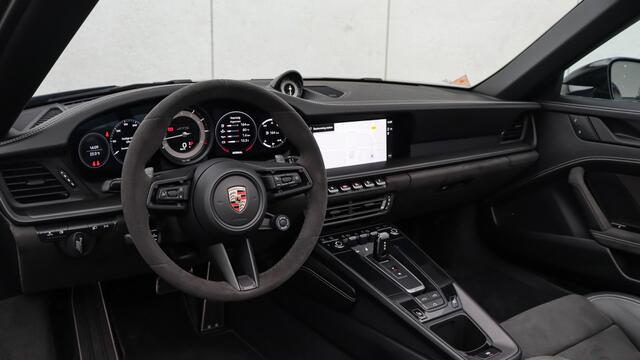 Porsche 911 Cabrio 3.0 Carrera 4 GTS | BOSE Sound | Led-Matrix | Surround View | 18-Voudig | Sportuitlaat
