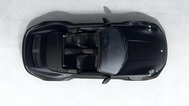 Porsche 911 Carrera 4 GTS Cabriolet