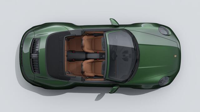Porsche 911 Carrera 4 GTS Cabriolet