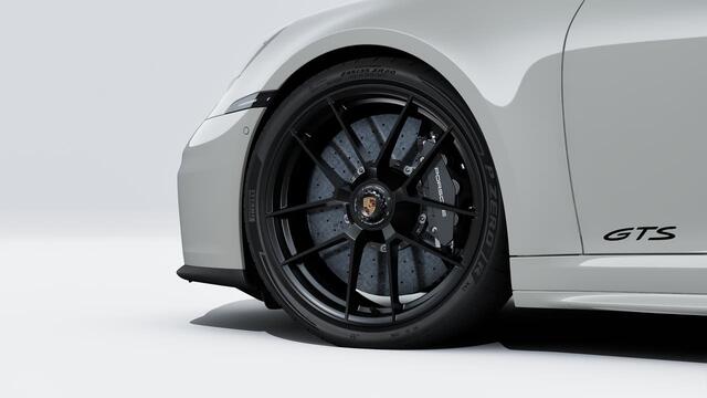 Porsche 911 Carrera 4 GTS Cabriolet