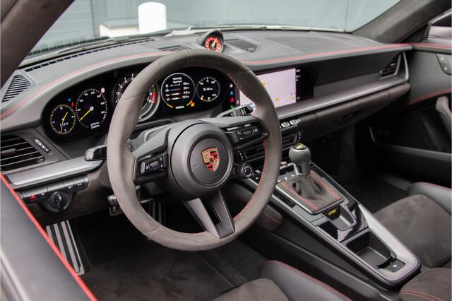 Porsche 911 4.0 GT3 Clubsport | 918 Carbon Seats | Lift | PDLS+ | PPF | Sportuitlaat | Dealer O.H | Camera | 510PK | Sportchrono | Camera | Alcantara | Sfeerverlichting | Achterasbesturing | Carbon Dak | Apple & Android Carplay | 21" | Privacy Glas + Isolatie | Brandstoftank 90L | PTV Plus | Verkeerstekenherkenning |