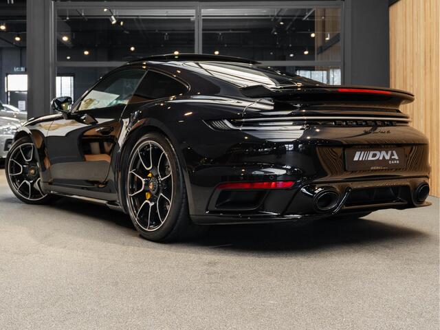 Porsche 992 911 Turbo S Sport Pakket Exclusive Manufaktur 911 3.8 Turbo S Burmester Innodrive