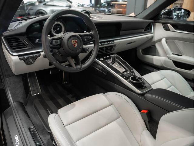 Porsche 992 911 Turbo S Sport Pakket Exclusive Manufaktur 911 3.8 Turbo S Burmester Innodrive