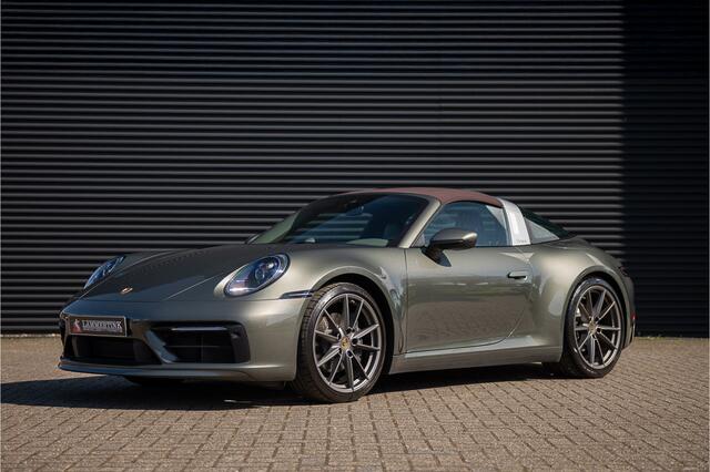 Porsche 992 911 Targa 4 3.0 Lammertink special l Sport Design l Sport Chrono