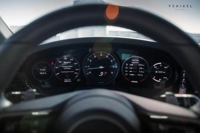 Porsche 992 PDK 992 Aventuringruen - Elektrisch glazen dak - Sport Chrono