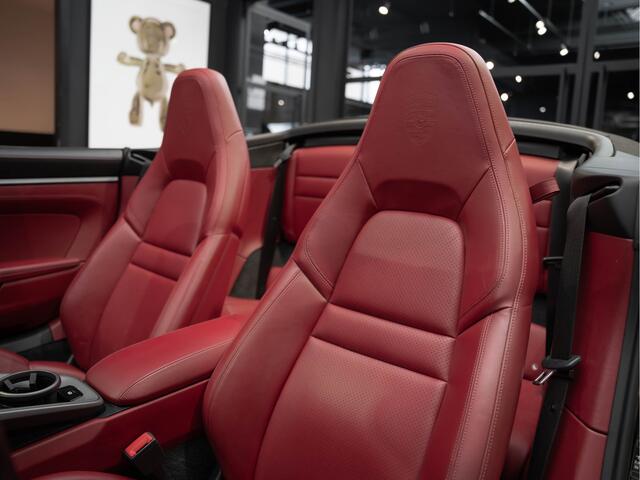 Porsche 992 911 Carrera 4S Cabrio Sportuitlaat BOSE 911 3.0 Carrera 4s cabrio Memory PDLS+