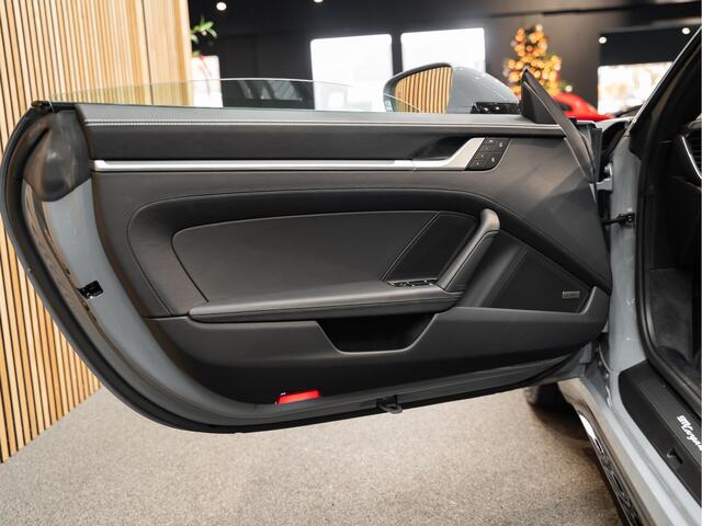 Porsche 992 911 Targa 4 Lift Carbon Bose 911 3.0 Targa 4 Sport Design Matrix