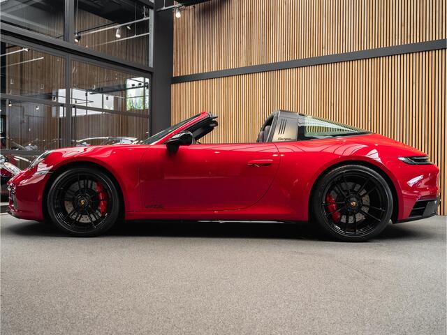 Porsche 992 911 Targa 4 GTS PDCC Lift Innodrive 911 Carrera 4 GTS BOSE Exclusive Manufaktur