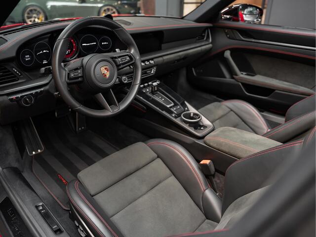 Porsche 992 911 Targa 4 GTS PDCC Lift Innodrive 911 Carrera 4 GTS BOSE Exclusive Manufaktur