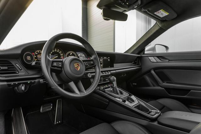 Porsche 992 911 GT3 Touring PDK - PTS Dolomite Silver - Carbon