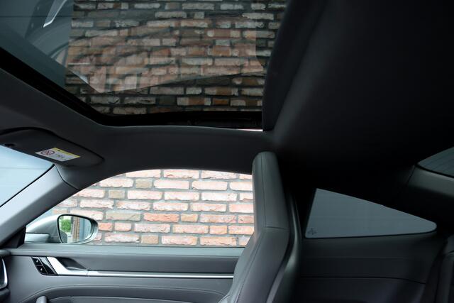 Porsche 992 911 3.0 Carrera 4S | 4-Wielbesturing | Panoramadak | Sport-Chrono | PASM | Burmester High-End | Surround Camera | Stoelventilatie- en verwarming | Night Vision |