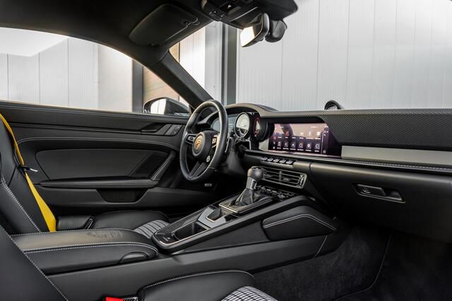 Porsche 992 911 GT3 Touring - PTS Alex Grey - PCCB - Pepita