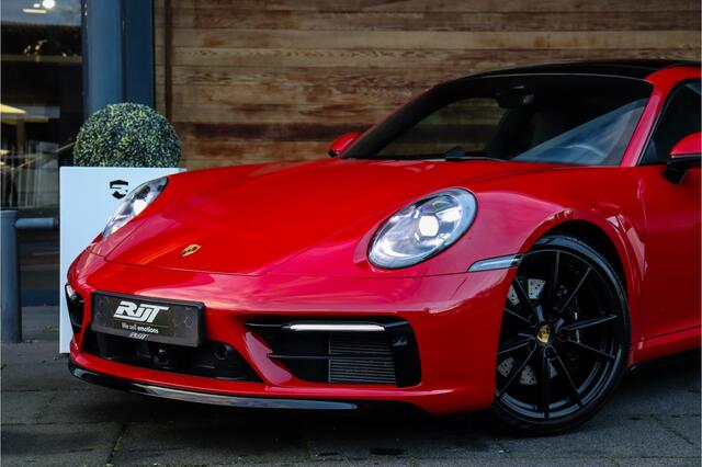 Porsche 992 911 3.0 Carrera 4 S **Pan.dak/Excl.Manufactor/LIFT/Burmester/Night/4WS**